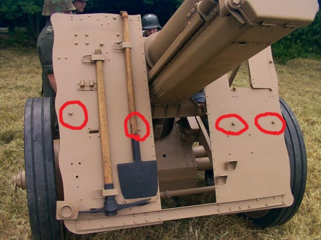 gun detail21B.jpg
